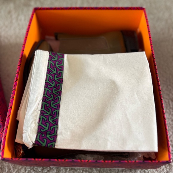 Tory Burch ankle boots - Picture 6 of 7